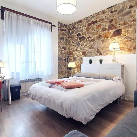 Tuul Etxea Apartment Galdakao Bagian luar foto