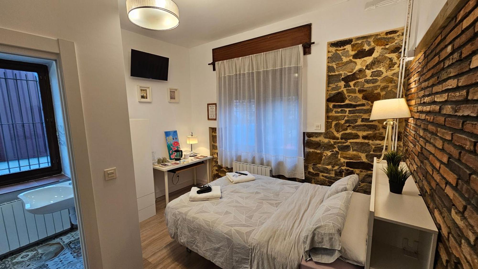 Tuul Etxea Apartment Galdakao Bagian luar foto